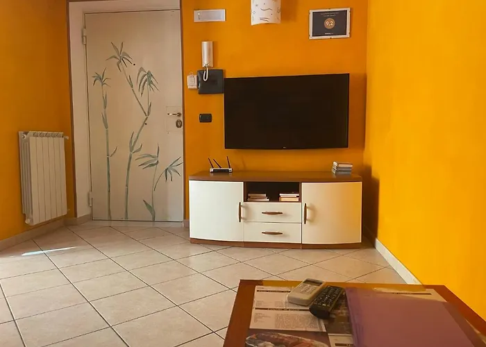 Casa Delle Donne 3 *