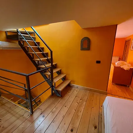 Casa Delle Donne 3 *