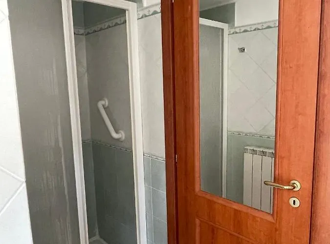 Casa Delle Donne 3 *
